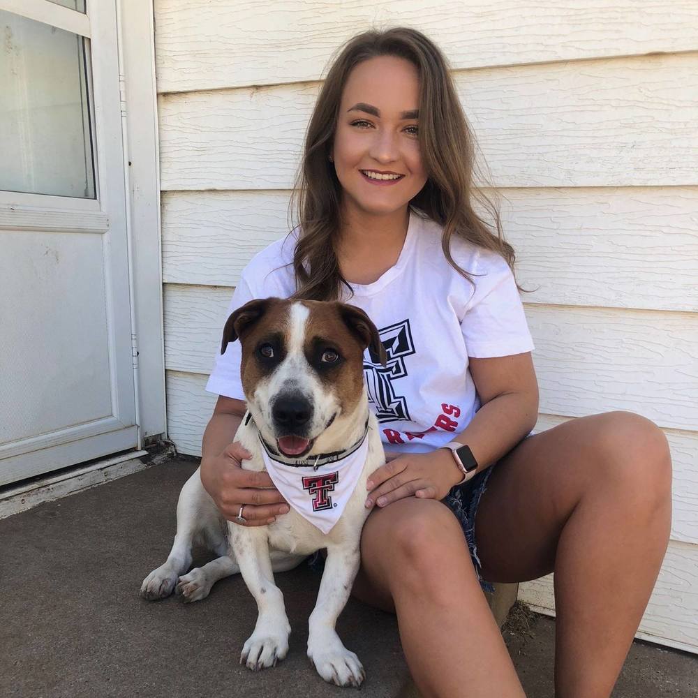 Meet your Posher, Whitney